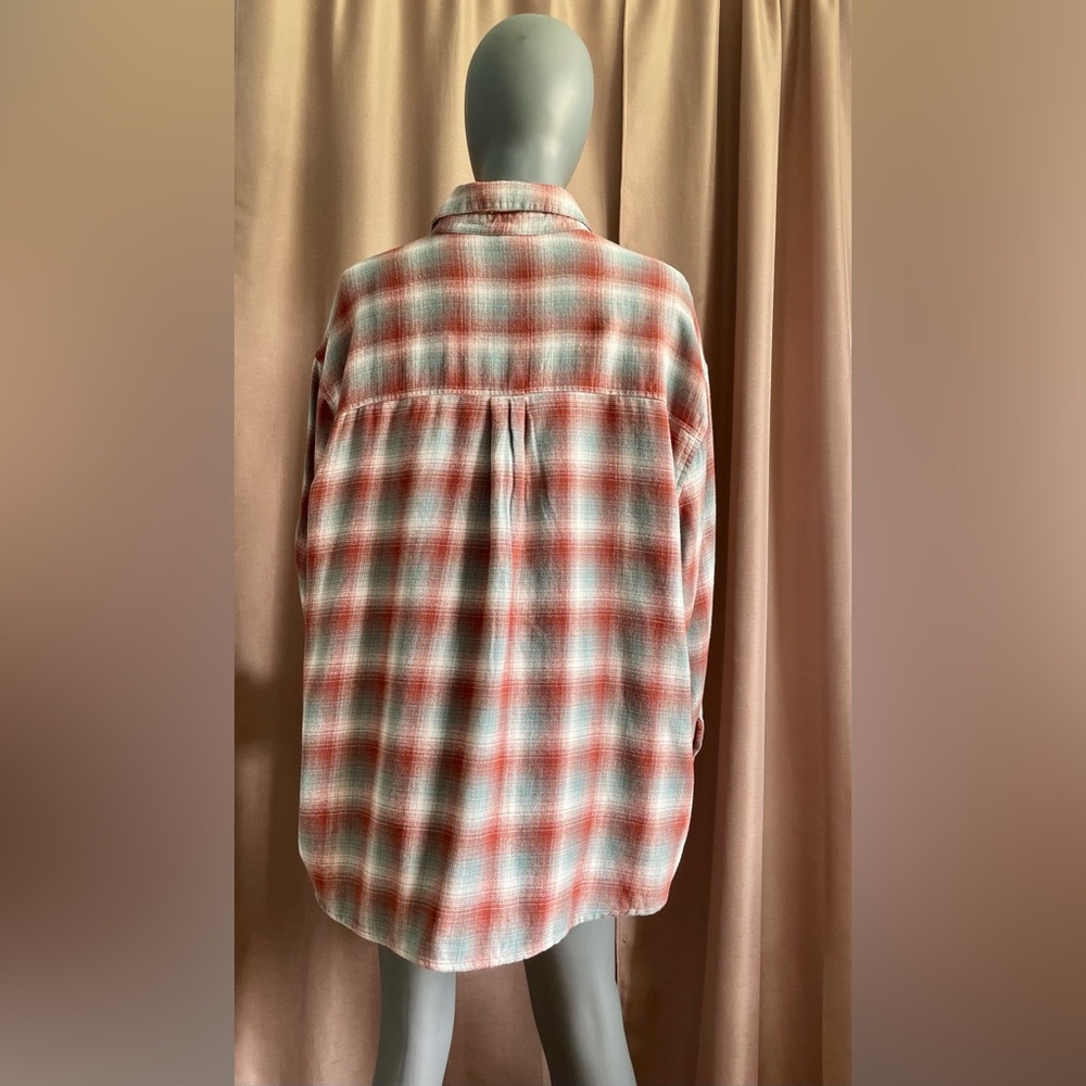 NWT Wild Fable XL Plaid Shirt Relaxed Fit with Pockets - Picture 2 of 7